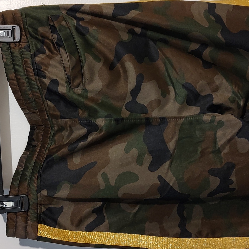 Rebel Minds Men Camouflage Gold Stripe Track Pants - Picture 3 of 8
